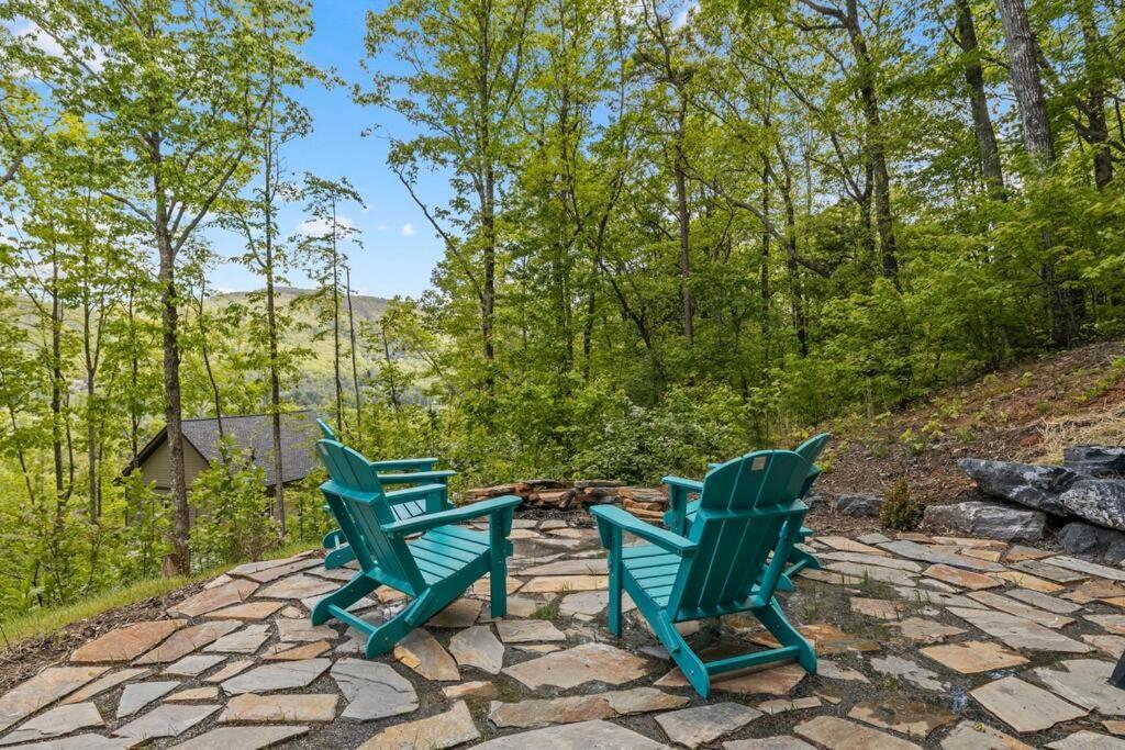 Mountain Views, Hottub, Minutes To Downtown! Holiday home Asheville